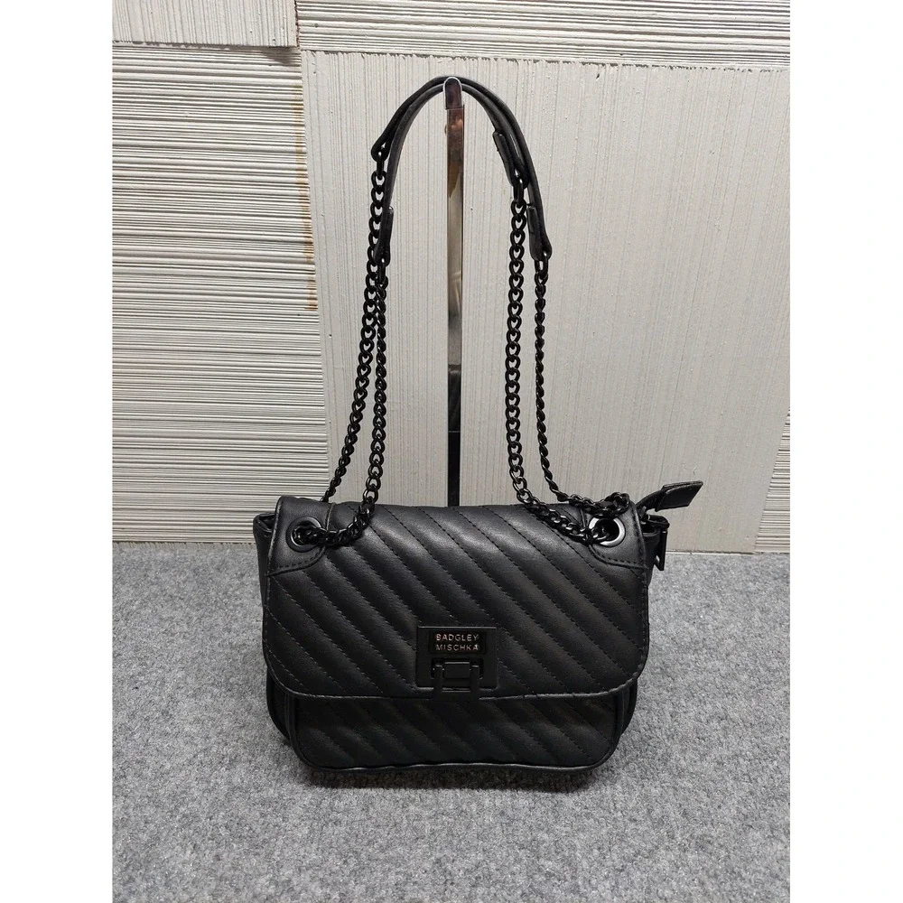 Badgley Mischka Women Shoulder Bag Black Faux Leather Logo Closure Chain Straps